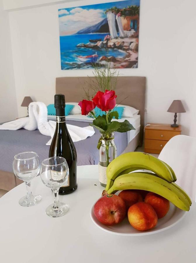 Vrisi Apartments & Villa Pitsidia Eksteriør bilde
